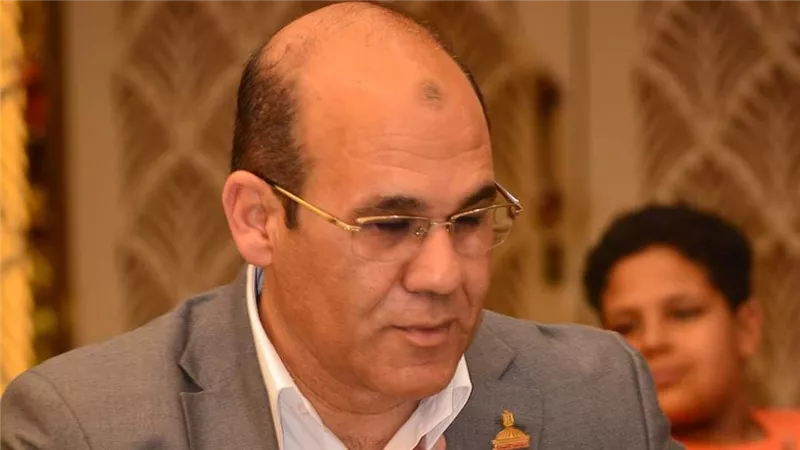 خشانة يعيد الأمل لـ 251عامل بصحة السويس.. مالقصة ؟