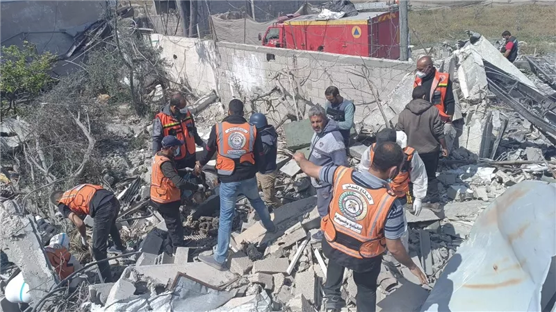 الدفاع المدنى فى غزة: 10 آلاف مفقود تحت الأنقاض منذ بدء عدوان إسرائيل