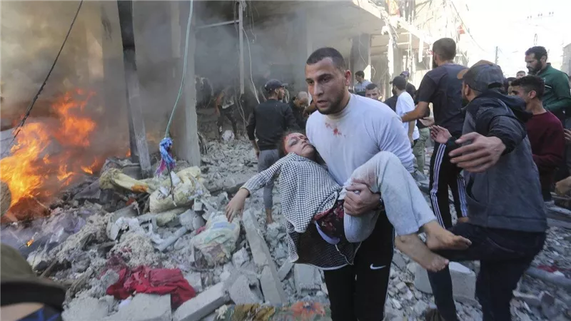 الصحة الفلسطينية: غزة تعيش كارثة وستقع إبادة جماعية إذا اجتاح الاحتلال رفح