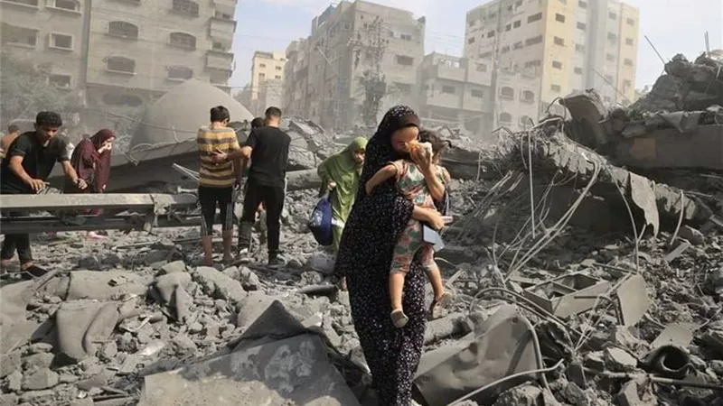 مصدر رفيع المستوى للقاهرة الإخبارية: الوفد الأمنى المصرى يكثف اتصالاته لاحتواء التصعيد بغزة
