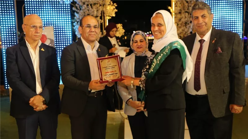 رئيس الهيئة البرلمانية لنواب السويس يشارك في إحتفالات مصر الحديثة بعيد العمال