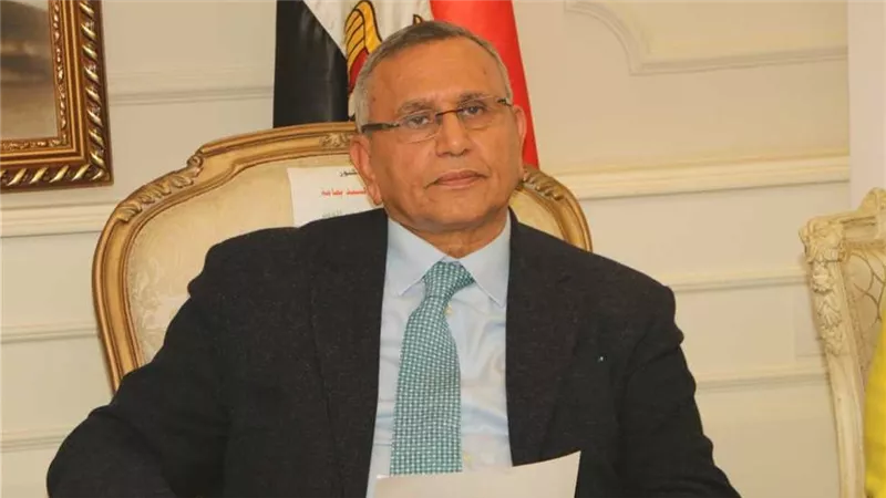 عبد السند يمامة يقرر إلغاء جميع قرارات تعيين مساعدى رئيس حزب الوفد