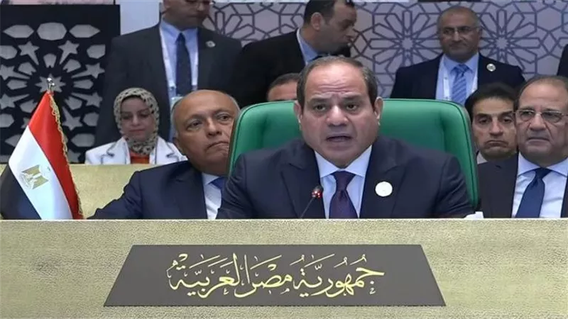 كلمة الرئيس السيسى بالقمة العربية: مصير المنطقة أكبر من أن يمسك به دعاة الحروب