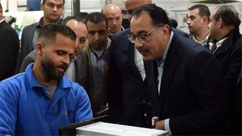 رئيس الوزراء: قطاع الاتصالات من أكثر القطاعات التى تنمو سنويا