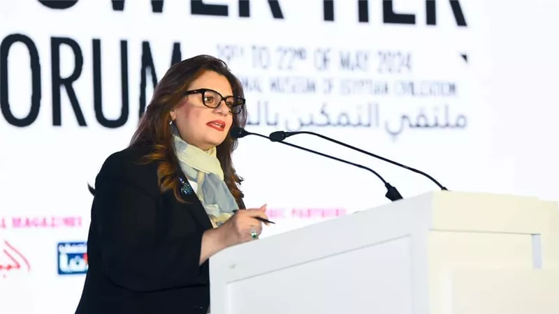 وزيرة الهجرة تشارك في فعاليات ملتقى 