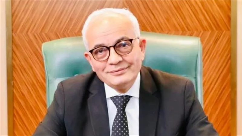 وزير التربية والتعليم يتوجه إلى لندن للمشاركة في المنتدى العالمي للتعليم ٢٠٢٤