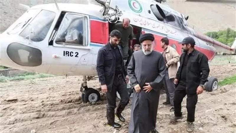  اليمن تقف إلى جانب الشعب الإيراني..  اليمن يقف إلى جانب الشعب الإيراني