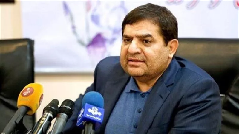 المرشد الإيرانى: محمد مخبر النائب الأول للرئيس الراحل يتولى السلطة التنفيذية