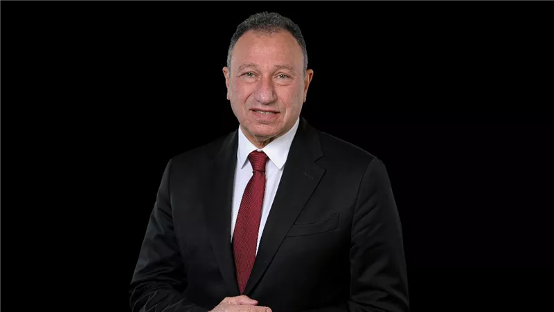 غموض موقف الخطيب.. تحديد رئيس بعثة الأهلي في السوبر الأفريقي