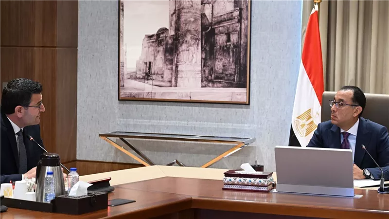 رئيس الوزراء يلتقي وزير الزراعة اللبناني لمناقشة سبل دعم التعاون المشترك