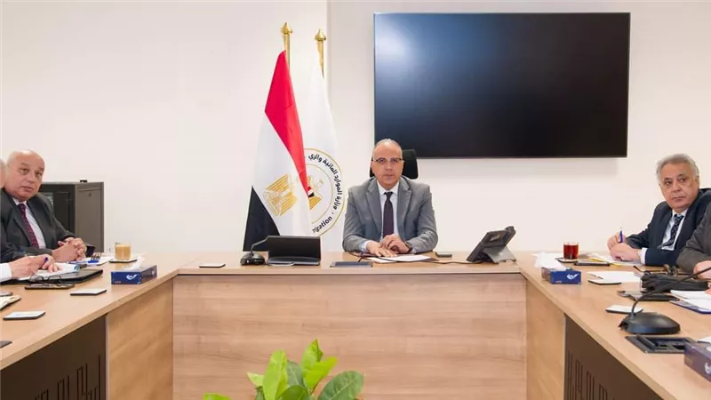 سويلم يتابع موقف مشروعات الخطة الإستثمارية للعام المالى الحالى
