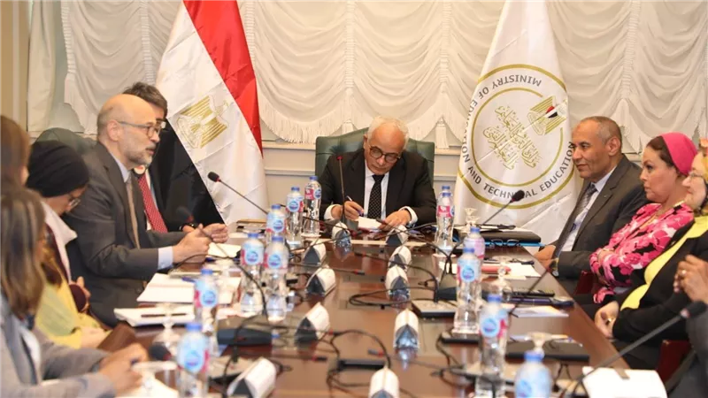 وزير التربية والتعليم يستقبل وفد البنك الدولى لبحث أوجه التعاون فى الملفات المشتركة لتطوير منظومة التعليم قبل الجامعي 