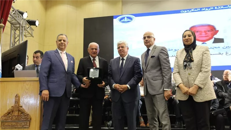 وزير التعليم العالى يفتتح فعاليات المؤتمر العلمي السنوي لكلية الهندسة بجامعة عين شمس 
