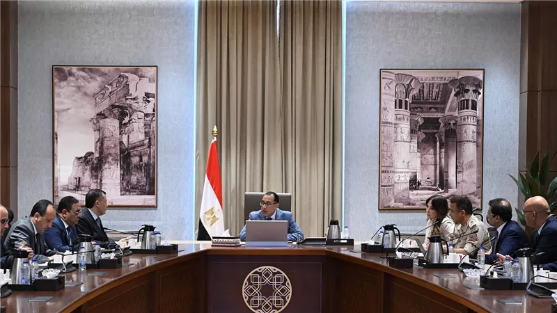 رئيس الوزراء يتابع جاهزية المتحف المصري الكبير للافتتاح وتطوير المناطق المحيطة