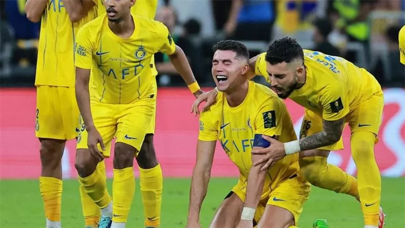 بعد الخسارة أمام الهلال.. ميدو: استمتعوا بمشهد بكاء رونالدو