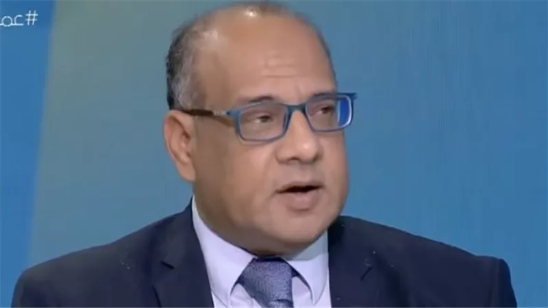 رباعي أجنبي.. عمرو الدردير يكشف الراحلين عن الأهلي الموسم المقبل