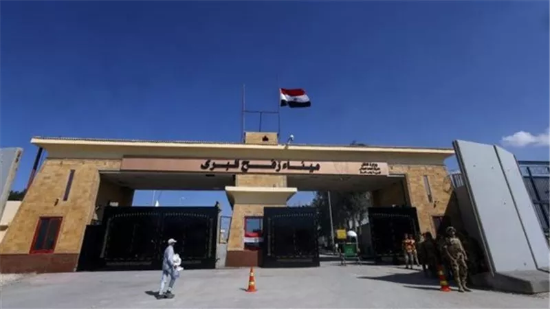 مصدر رفيع المستوى: مصر لن تتعامل في معبر رفح إلا مع أطراف فلسطينية ودولية