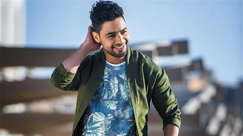 إخلاء سبيل المطرب أحمد جمال فى واقعة صدم مسن بطريق الفيوم