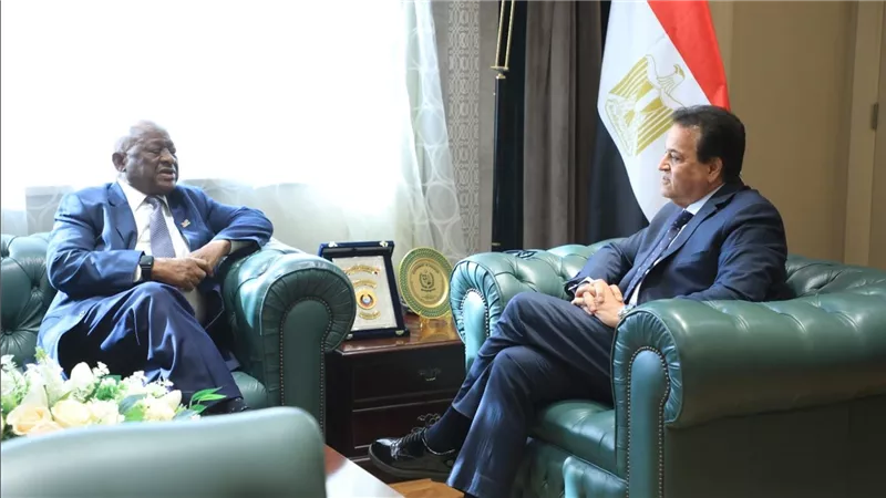 وزير الصحة يستقبل وزير صحة ناميبيا  لبحث سبل التعاون وتبادل الخبرات بين البلدين 