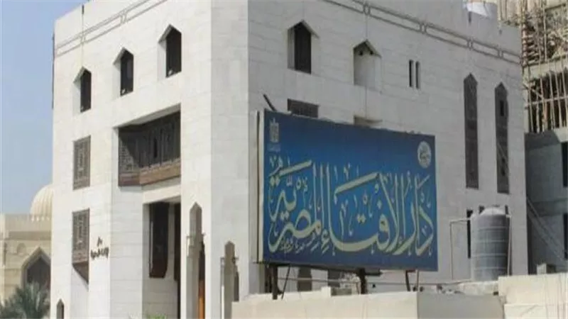 دار الإفتاء للمتخلفين من العمرة لإدراك الحج: حرام شرعا