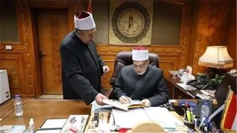 ننشر أسماء أوائل الشهادة الإعدادية الأزهرية بالسويس