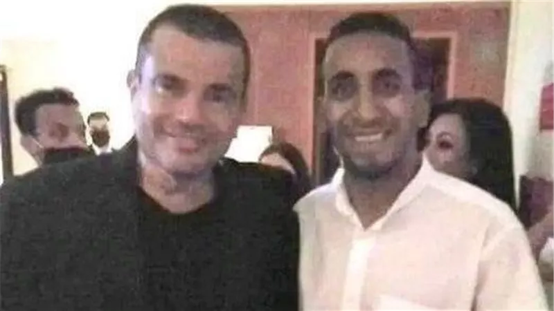 تطورات واقعة عمرو دياب.. محامي الشاب يطلب مليار جنيه تعويض