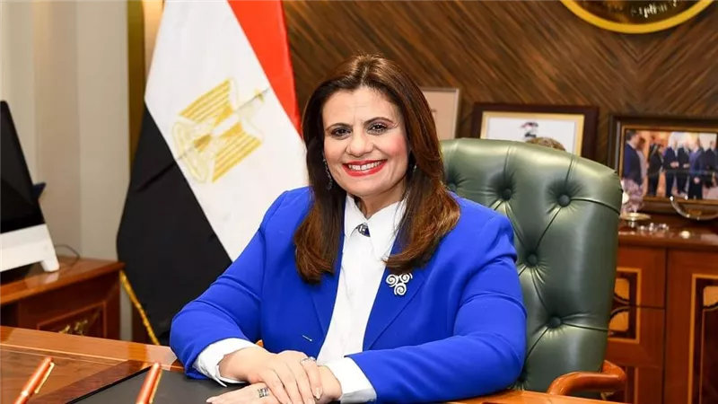 وزيرة الهجرة تشيد بسرعة استجابة وزير الطيران لمقترحات المصريين بالخارج بتشغيل 3 خطوط طيران مباشرة جديدة