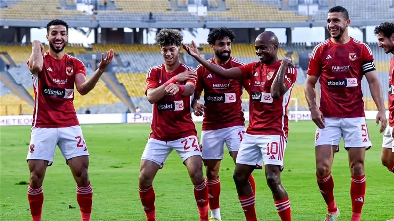 غيابات بالجملة.. كولر يعلن قائمة الأهلي لمواجهة فاركو في الدوري