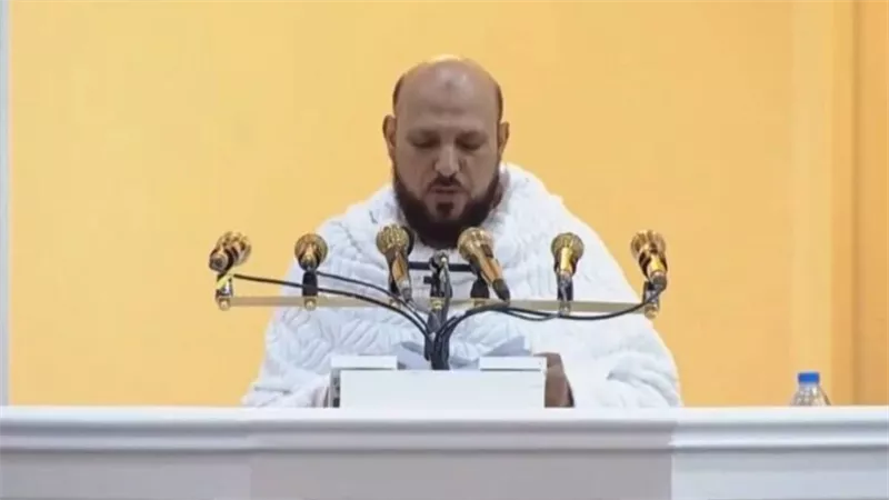 نص خطبة عرفة.. إمام المسجد الحرام: علينا اغتنام الفضل العظيم بمشعر عرفات