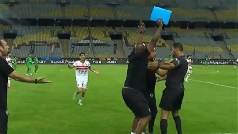 إحالة جوميز للانضباط.. رابطة الأندية تعلن عقوبات الجولة 26 من الدوري