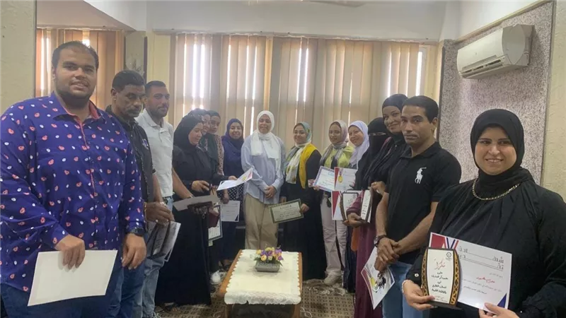 تعرف على مواعيد عمل المحال التجارية  في السويس