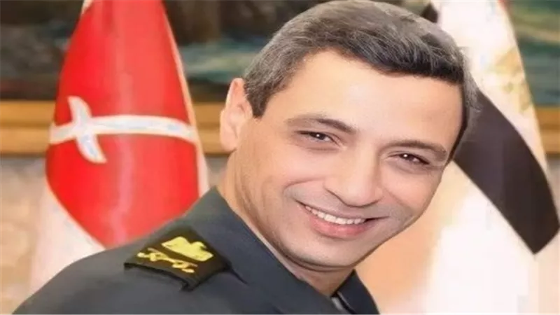 الشاذلي محافظاً للسويس خلفاً للمحافظ السابق الذي تمت ترقيتة وزيراً للدفاع