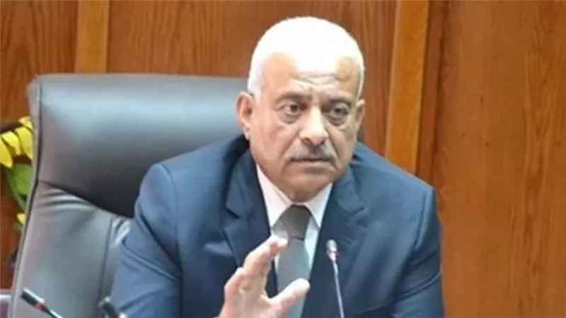 ننشر السيرة الذاتية لوزير الدفاع الجديد الفريق أول عبد المجيد صقر