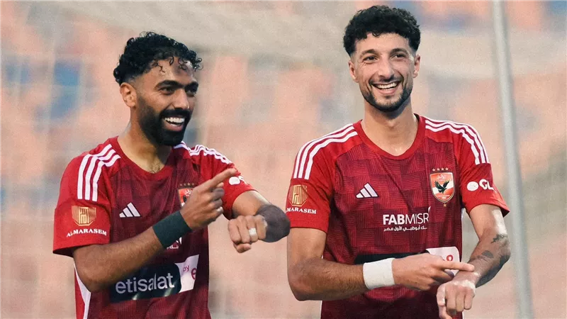 بثنائية وسام أبوعلي.. الأهلي يتقدم على الداخلية في الشوط الأول