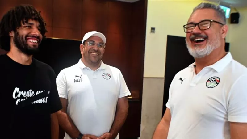 بالصور.. النني ينضم إلى معسكر منتخب مصر الأوليمبي