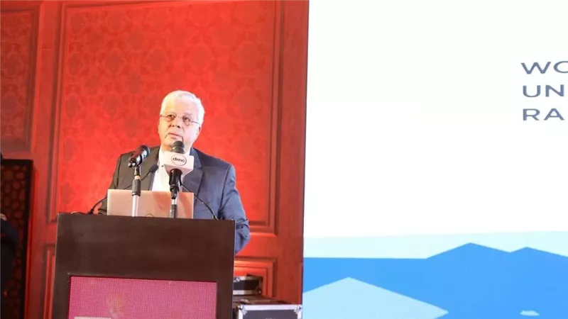 وزير التعليم العالي يعقد اجتماعًا مع رؤساء الجامعات المُدرجة بتصنيف QS العالمي