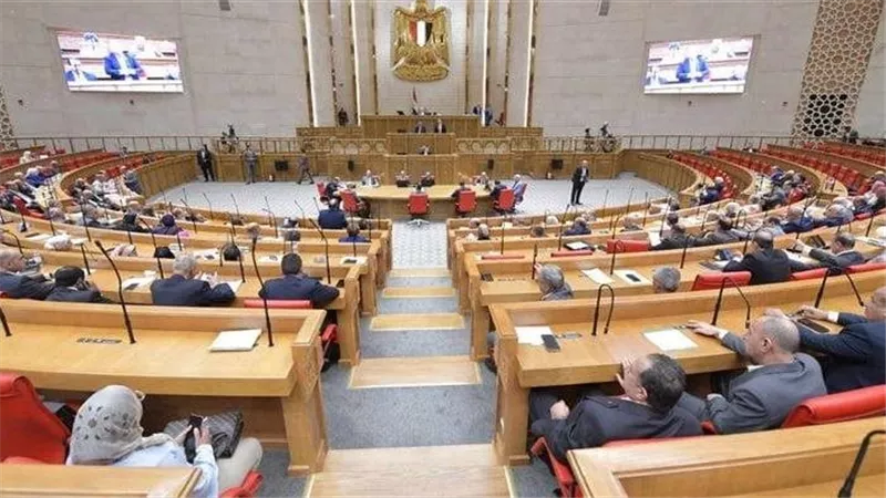 بث مباشر.. الجلسة العامة للبرلمان لعرض برنامج الحكومة الجديدة