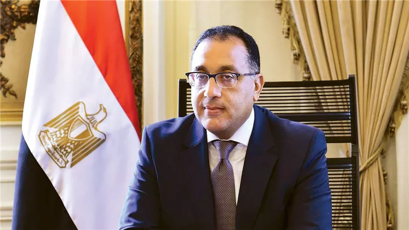 رئيس الوزراء: الإسراع فى إصدار قانون المجالس المحلية وإجراء الانتخابات