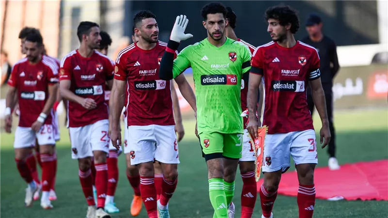 تألق شوبير.. الأهلي يتعادل مع طلائع الجيش سلبيًا في الشوط الأول