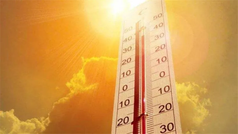 الأرصاد: استمرار الموجة شديدة الحرارة غدا والعظمى تصل 43 درجة