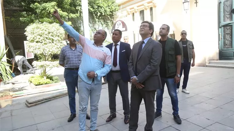 وزير الثقافة في جولة مفاجئة بالمواقع الثقافية بمحافظة الإسكندرية 