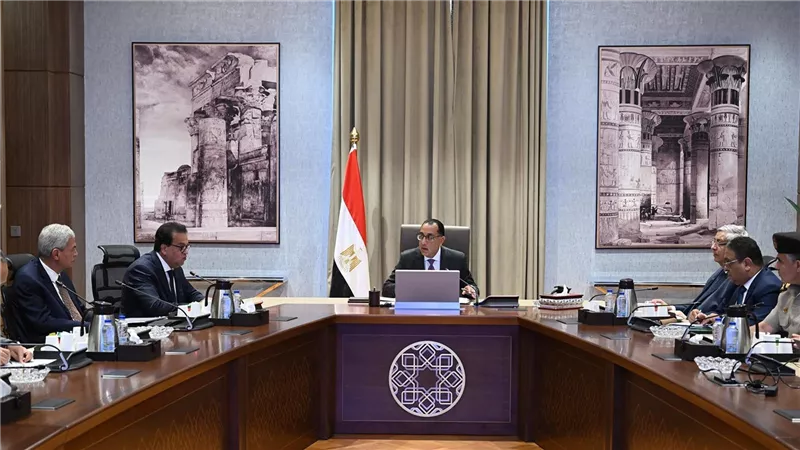 رئيس الوزراء يُتابع الموقف التنفيذي للمشروع القومي للاكتفاء الذاتي من مشتقات البلازما