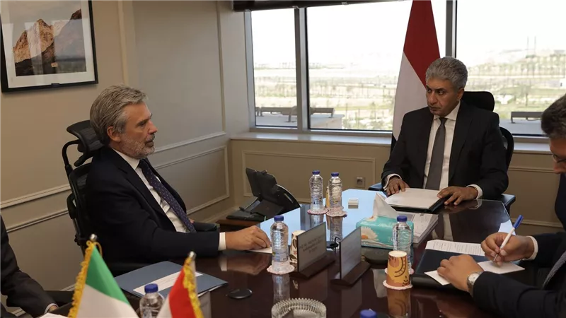 وزير السياحة والآثار وسفير إيطاليا بالقاهرة يبحثان آليات التعاون بين البلدين في مجال السياحة والآثار