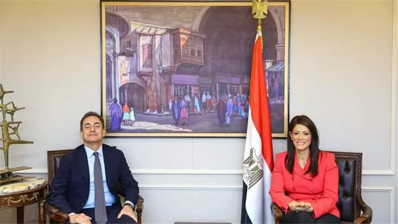 المشاط تلتقي السفير الفرنسي ورئيسة الشئون الثنائية بوزارة الاقتصاد الفرنسية