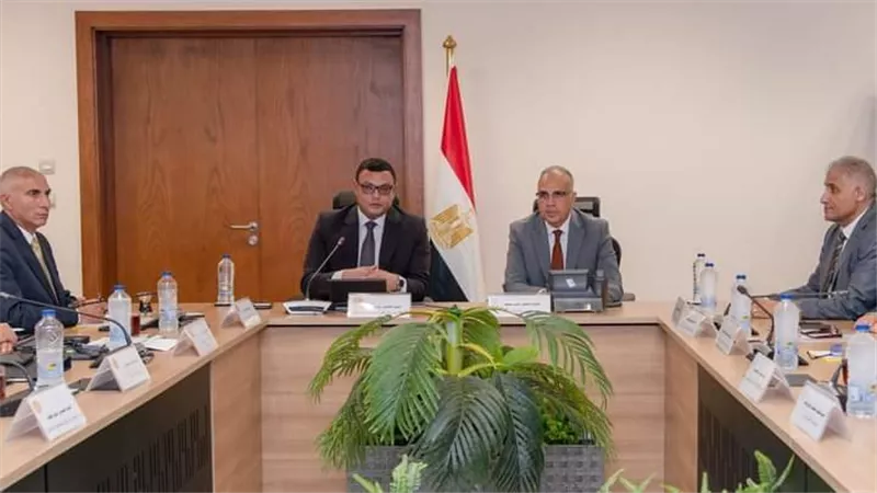 وزيرا الرى والإسكان يبحثان عدداً من الموضوعات المشتركة 