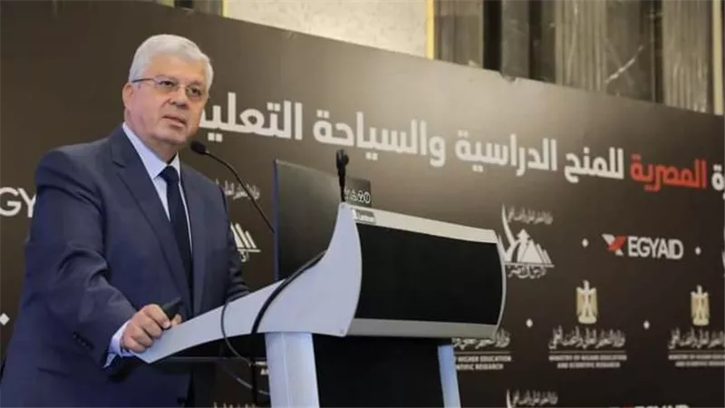 وزير التعليم العالي: لدينا منظومة متكاملة لجذب الطلاب الوافدين 
