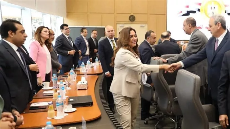وزيرة التنمية المحلية تفتتح ورشة عمل تعريفية للمحافظين و نوابهم بمقر الوزارة بالعاصمة الإدارية 