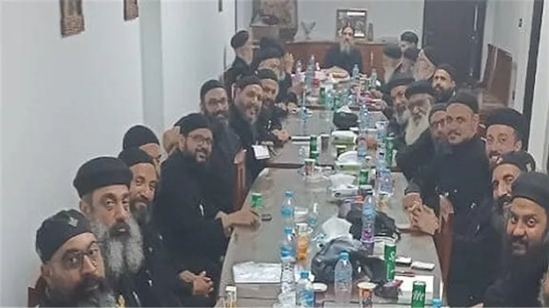 أسقف السويس يجتمع بكهنة إيبارشية المحافظة