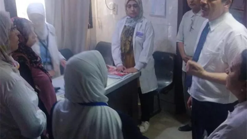 قنديل يتفقد مركز طبي عين حلوان ومركز طبي مجاورة 5 بمنطقة 15 مايو بالقاهرة