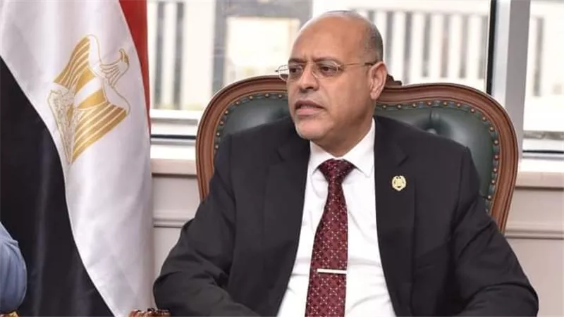 وزير العمل يوجه بسرعة متابعة أحوال العمال ضحايا سقوط 